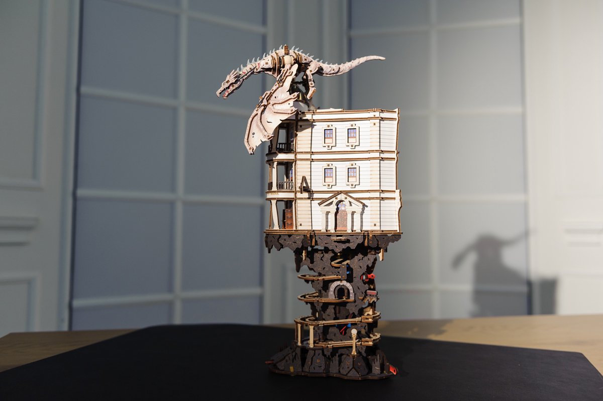 UGEARS 3D Modelbouw - Ukrainian Ironbelly Dragon™ - Harry Potter™ - Mechanisch Bouwpakket Hout - Educatief Speelgoed — afbeelding 5