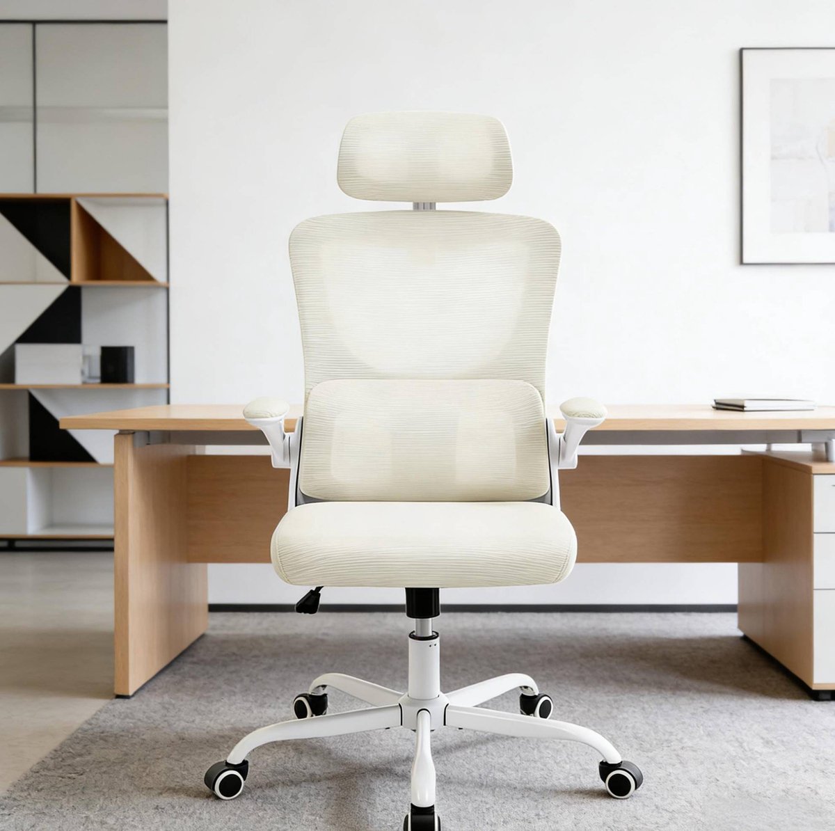 REDOM - Bureaustoel - Ergonomisch ontwerp - Hoge mesh rugleuning met lendensteun en hoofdsteun - Schommelfunctie en wielen - Metaal en mesh - Beige - 62 x 123,5 x 69,5 cm
