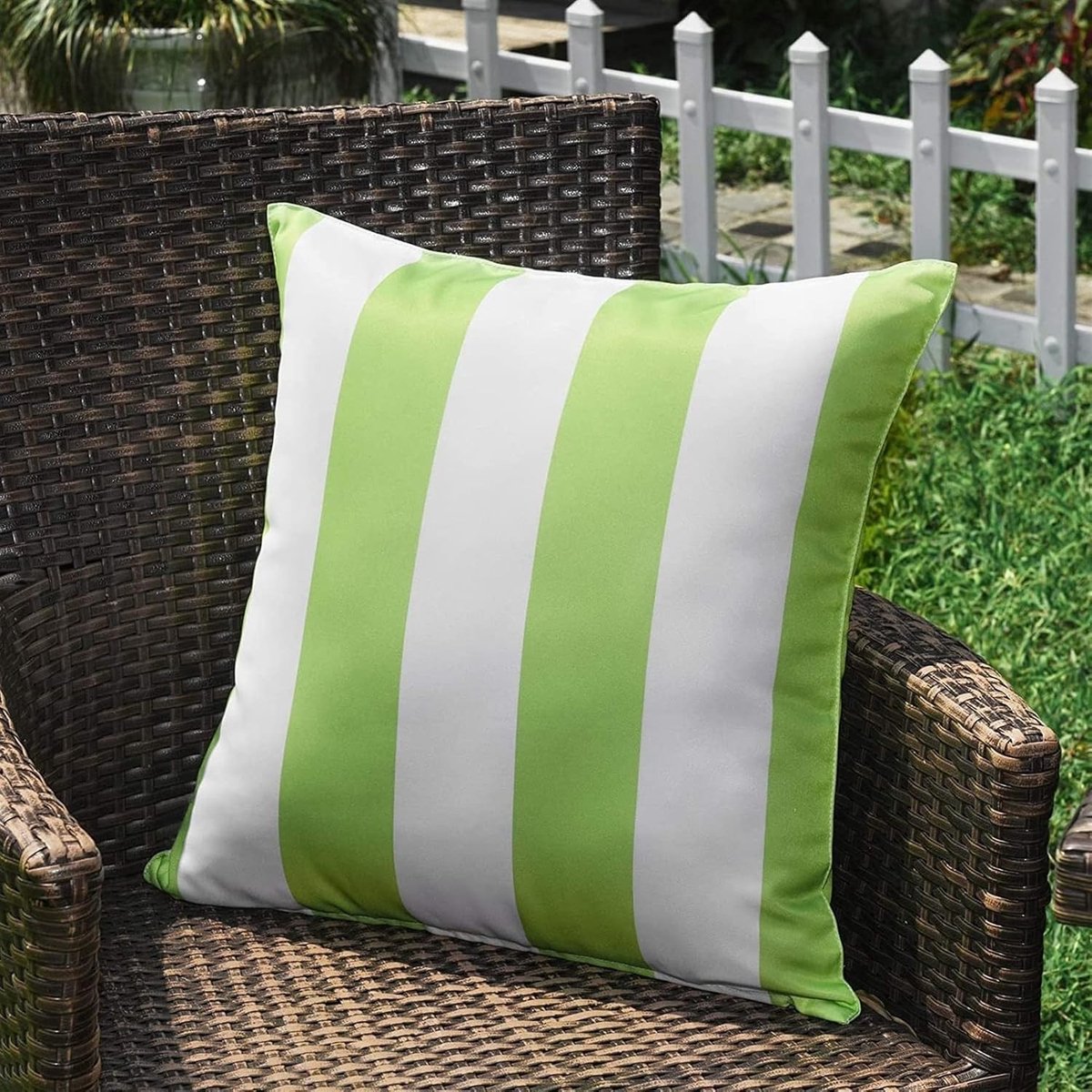 Waterdichte Lumbar Kussenhoezen met Streepjespatroon voor Tuinmeubels en Tent - Set van 2, Groen, 45x45 cm, Perfect voor Buitengebruik