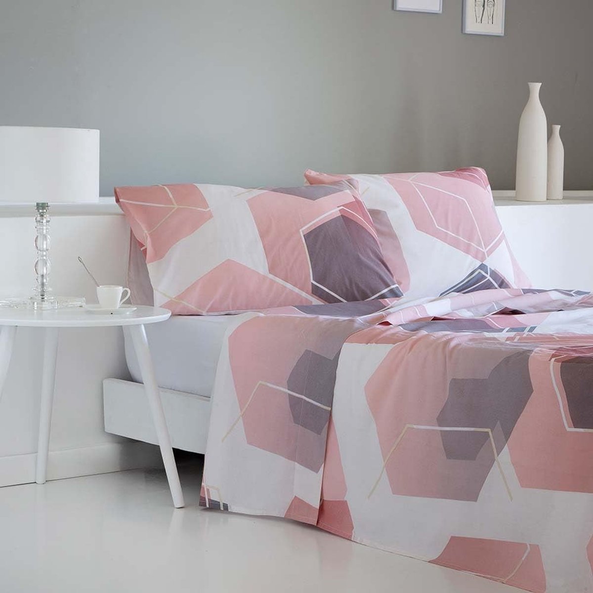 Omgoods - Ana Nude Dekbedovertrekset 150 x 190/200 cm met Fitted Sheet