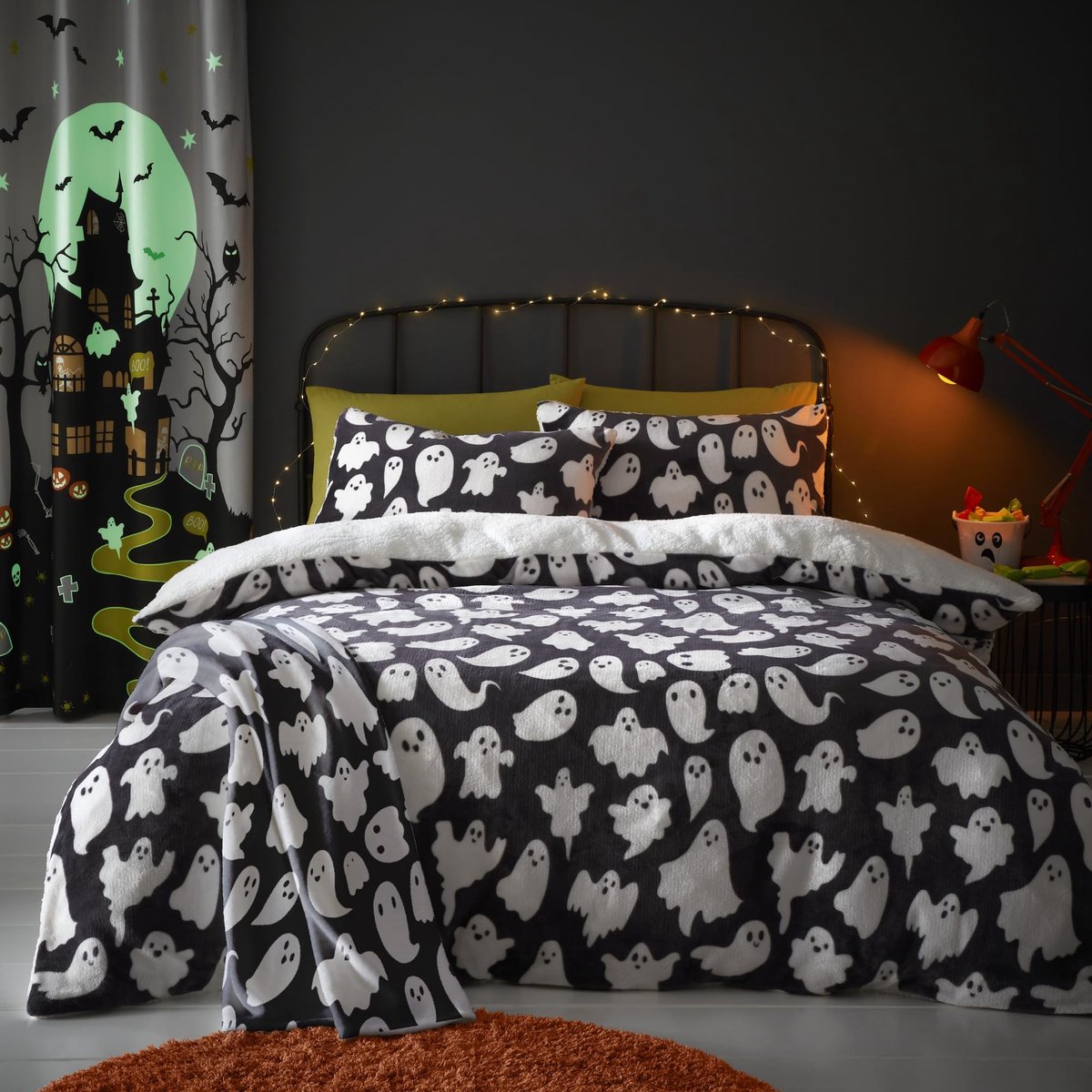 Omgoods - Halloween Duvet Cover met Spookjes in Fleece