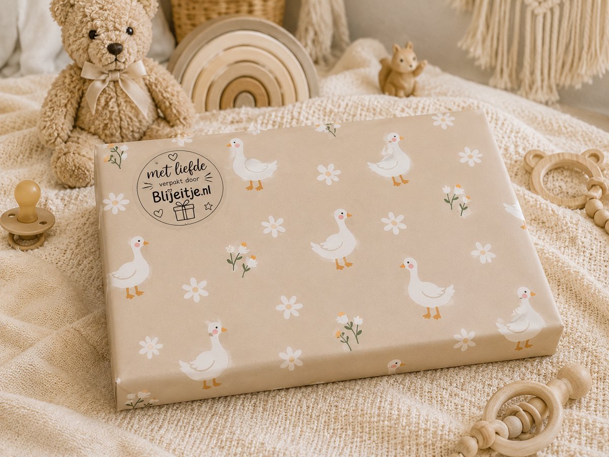 Blijeitje Kraamcadeau Baby Cadeauset Unisex beer in Luxe Cadeauverpakking - Babyshower Cadeau - Gender Reveal Cadeau - Newborn Geschenk - Romper, Muts & Babyslofjes - 0-3 Maanden – foto 3