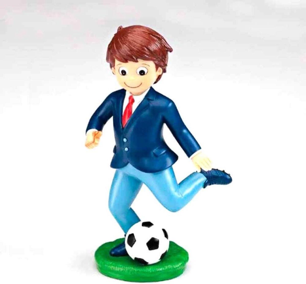 Taartfiguur communie jongen - Eerste communie decoratie - Feesttaart versieren - Met voetbal detail - 17 cm hoog - Donkerblauw
