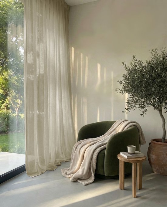 HOOMstyle kant en klaar gordijn met haakjes Aura - Vitrage - Voile - Met plooiband - 140x270cm - Zand / Beige