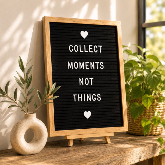 Live Deals Letterbord Memobord Hout 30x40 cm - 340 Witte Letters, Cijfers en Symbolen - Met Houten Standaard, Schaar en Opbergzakje