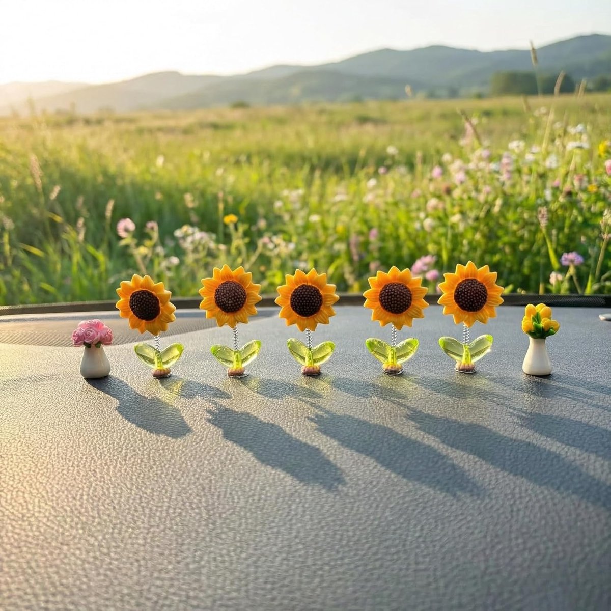 7 stuks Zonnebloem Auto Interieur Decor, Schuddende Zonnebloem Auto Ornamenten, Schattige Auto Achteruitkijkspiegel Dashboard Decor Grappige Auto Accessoires voor Voertuigvensters, Thuis