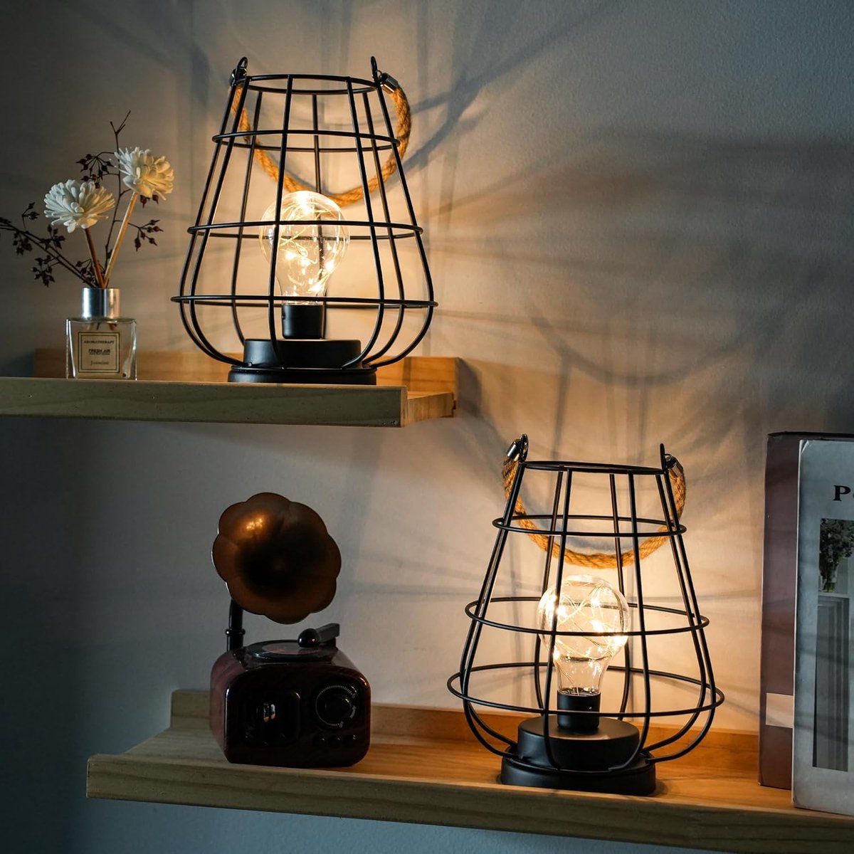 SnelShoppen - Set van 2 Kooi Lamp Lantaarn Tafellampen 22cm Hoog Batterij Aangedreven Draadloze Verlichting Warm Wit Fairy Lights LED Retro Decoratie