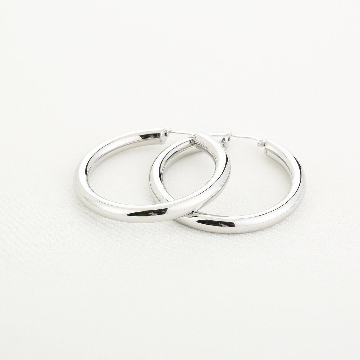 Stainless Steel Basic Hoops – Klassieke & Tijdloze Oorringen - RVS - Zilver