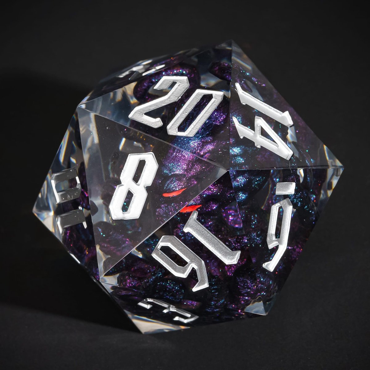 SnelShoppen - Grote D20 Dobbelsteen 55mm met Scherpe Randen, D&D 20-zijdige Dobbelsteen voor Dungeons en Dragons, Handgemaakte DND Reuzen D20 in Paars