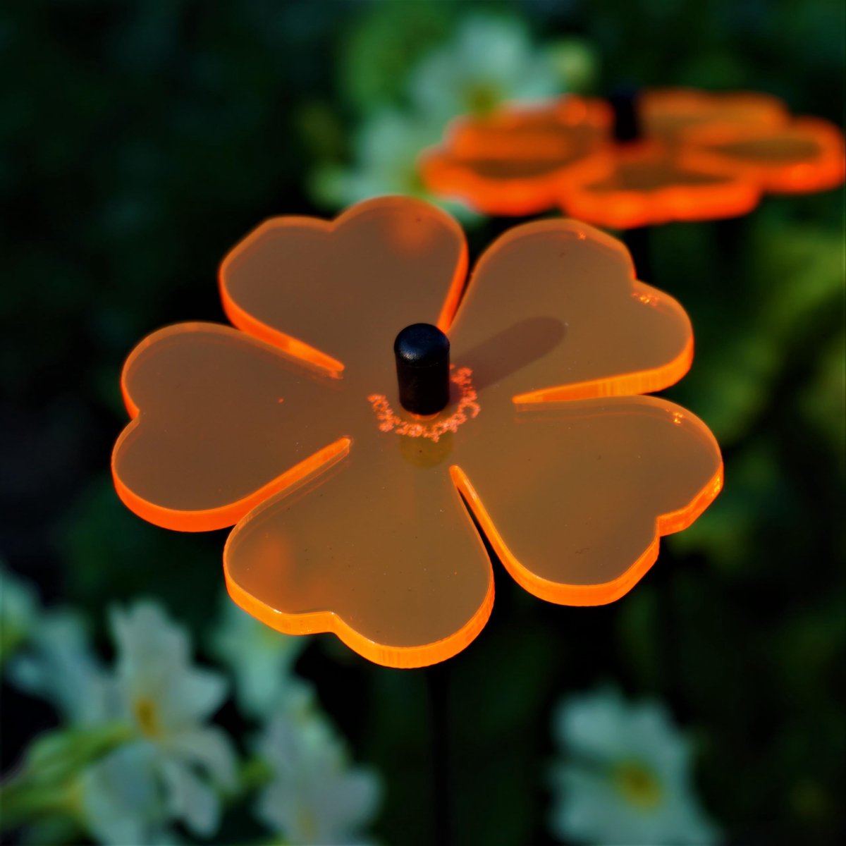 SnelShoppen - Sun Catcher Tuin Decoratie Set van 5 Gloeiende Dubbele Bloesems Ornamenten 25cm Hoog voor Binnen en Buiten, Oranje Tuinpalen Cadeau voor