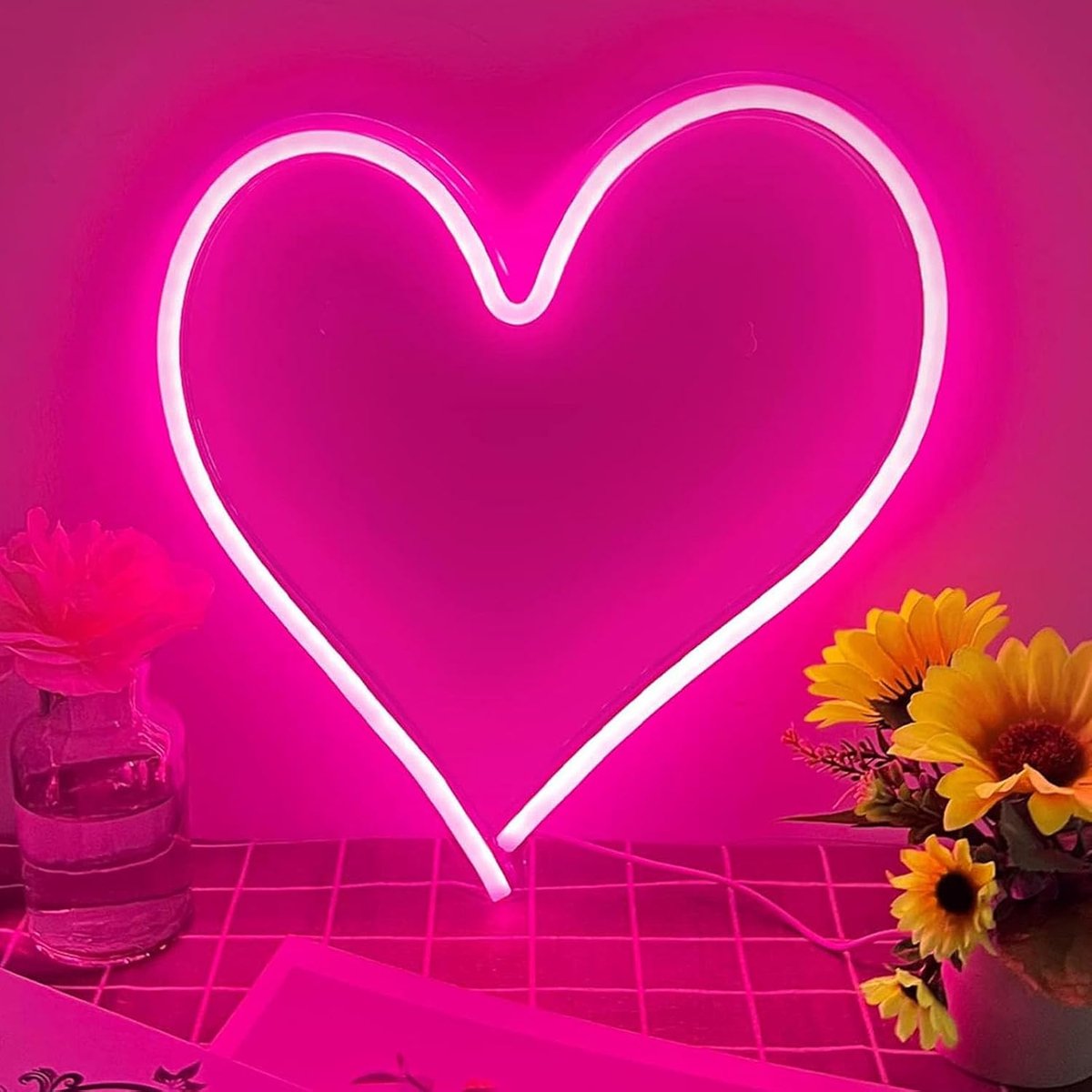 Lzwintrading - LED Neonbord - 34 x 32 CM - Roze Hart Neon Sign - LED-Neonlicht voor Wanddecoratie - LED Neon Hart Teken - Dimbare Neonlamp met USB-Voeding - Nachtlampje - Liefde Harten Neon Licht voor Meisjes Kamer, Feest, Bruiloft, Valentijnsdag