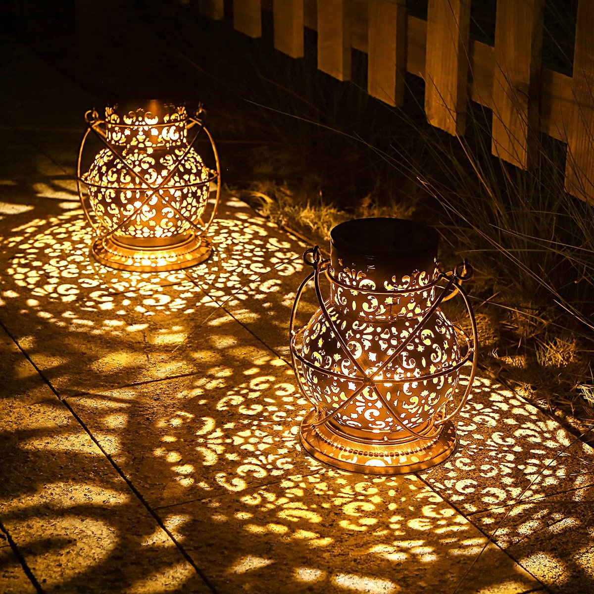 Dailygoods - Lantaarn op zonne-energie - Buitenverlichting - IP65 waterdicht - Metalen zonnelampen - Tuin decoratie - Hangend model
