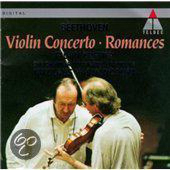 CDhoes met Beethoven: Vioolconcert, Romances. Twee mannen spelen viool.