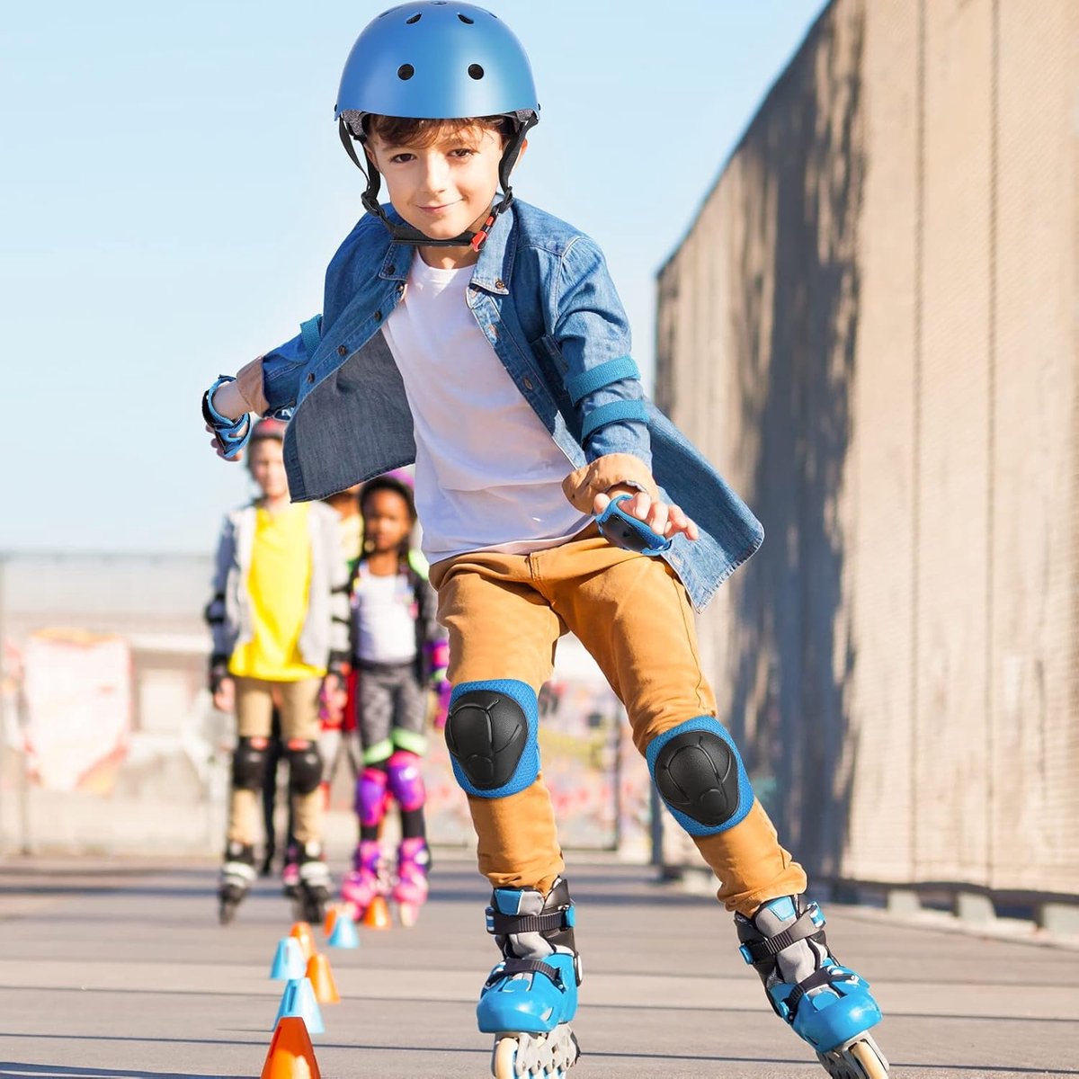 Kniebeschermers voor kinderen met helm, beschermingsset voor kinderen 3-10 jaar, kniebeschermers, inlineskates, kinderbeschermingsuitrusting voor inliners, skateboard, fiets, rolschaatsen