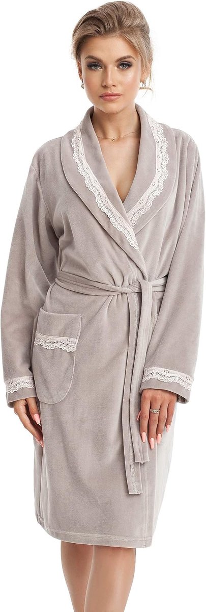 Elegante en moderne damesbadjas van velours, met bindband, zakken, eventueel ritssluiting en capuchon, made in EU