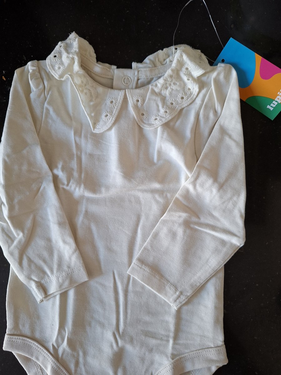Baby Romper Lange Mouw Met Broderie Kraagje / Wit /Maat 62/68 / Katoen - Rompertje