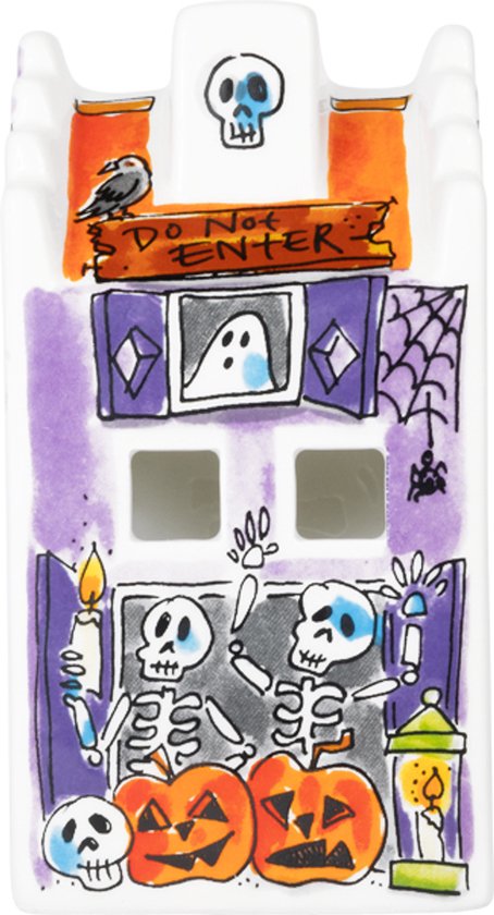 Maisonnette à thé blanche avec panneau "Do Not Enter", squelettes, citrouilles, un fantôme et un hibou.