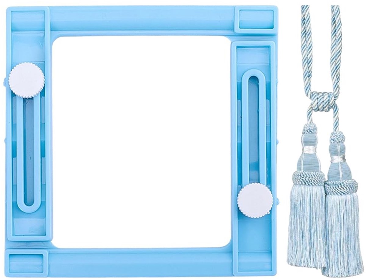 Dailygoods- Kwastmaker vierkant 9,9 x 9,9 x 1,9 cm - Instelbare lengte 3-8 mm - Draagbaar - Handgemaakt gereedschap - Ideaal voor sieraden en decoratie - Garenmaker