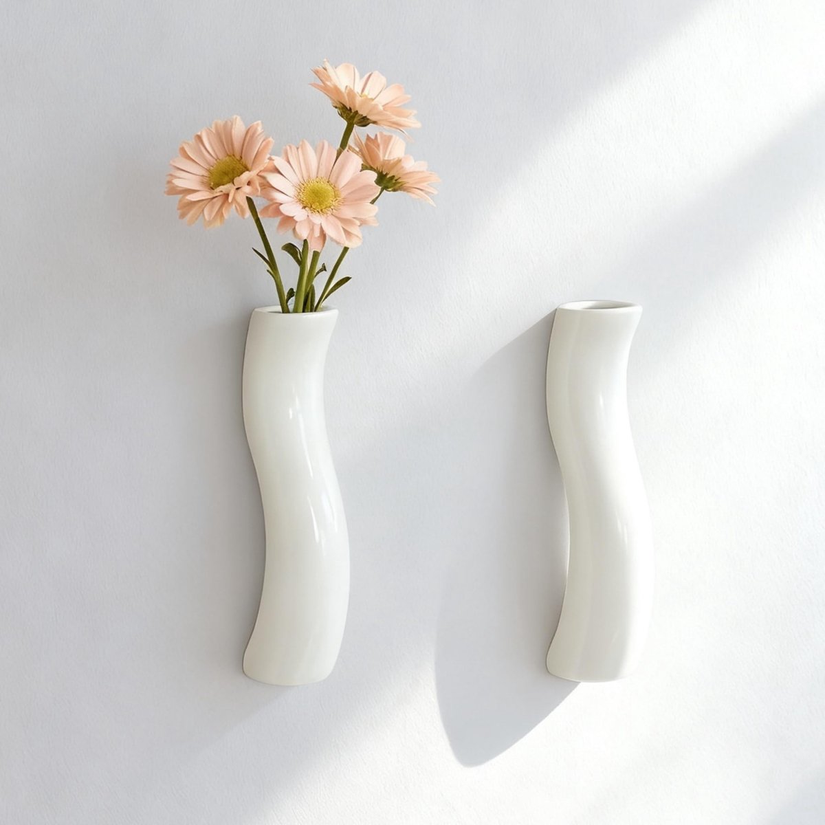 Dailygoods- Wandvaas 15 cm - Keramiek - Hangende Bloemenvaas - Decoratieve Muurvaas - Voor Planten - Eenvoudig te Monteren