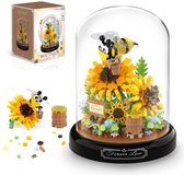 VONKELIOS®Botanische Bloemen Collectie | Mini Bloemenboeket Met Bijen In Glazen Stolp, 548 Bouwstenen, Bouwcadeau Geschikt Voor Volwassenen En Kinderen