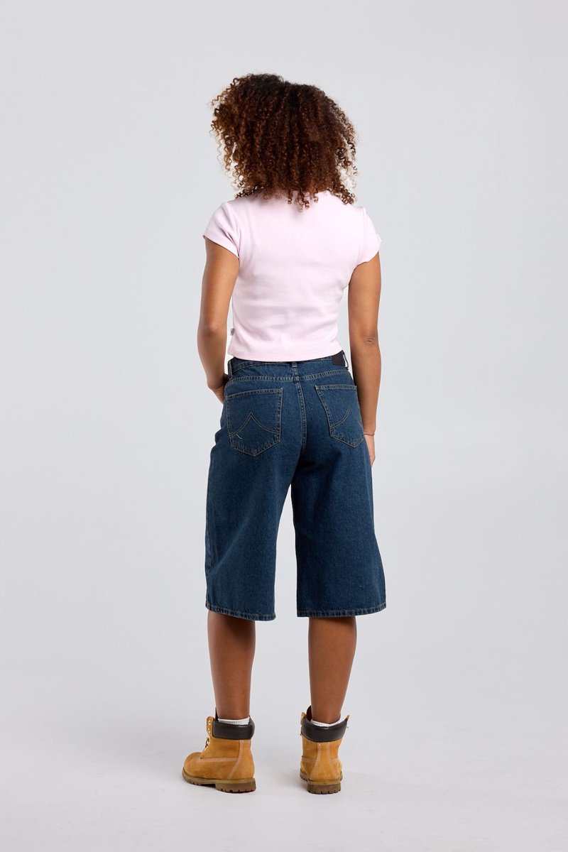 Short Nella