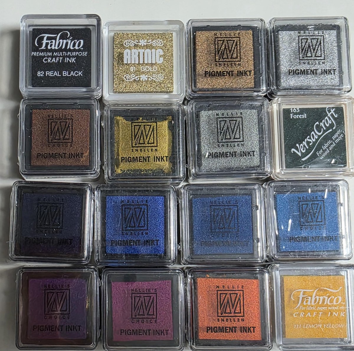 16x mini stempelkussen set Rosy - pigment inktkussen 3x3 cm - mini inktkussens stempelkussens set - wit goud zilver oranje groen paars blauw