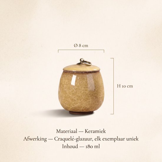 Geel keramiek urn met craquelé glazuur, hoogte 10 cm, diameter 8 cm, inhoud 180 ml.