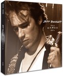 Sepia portret van Jeff Buckley met microfoon, "The GRACE EPs"