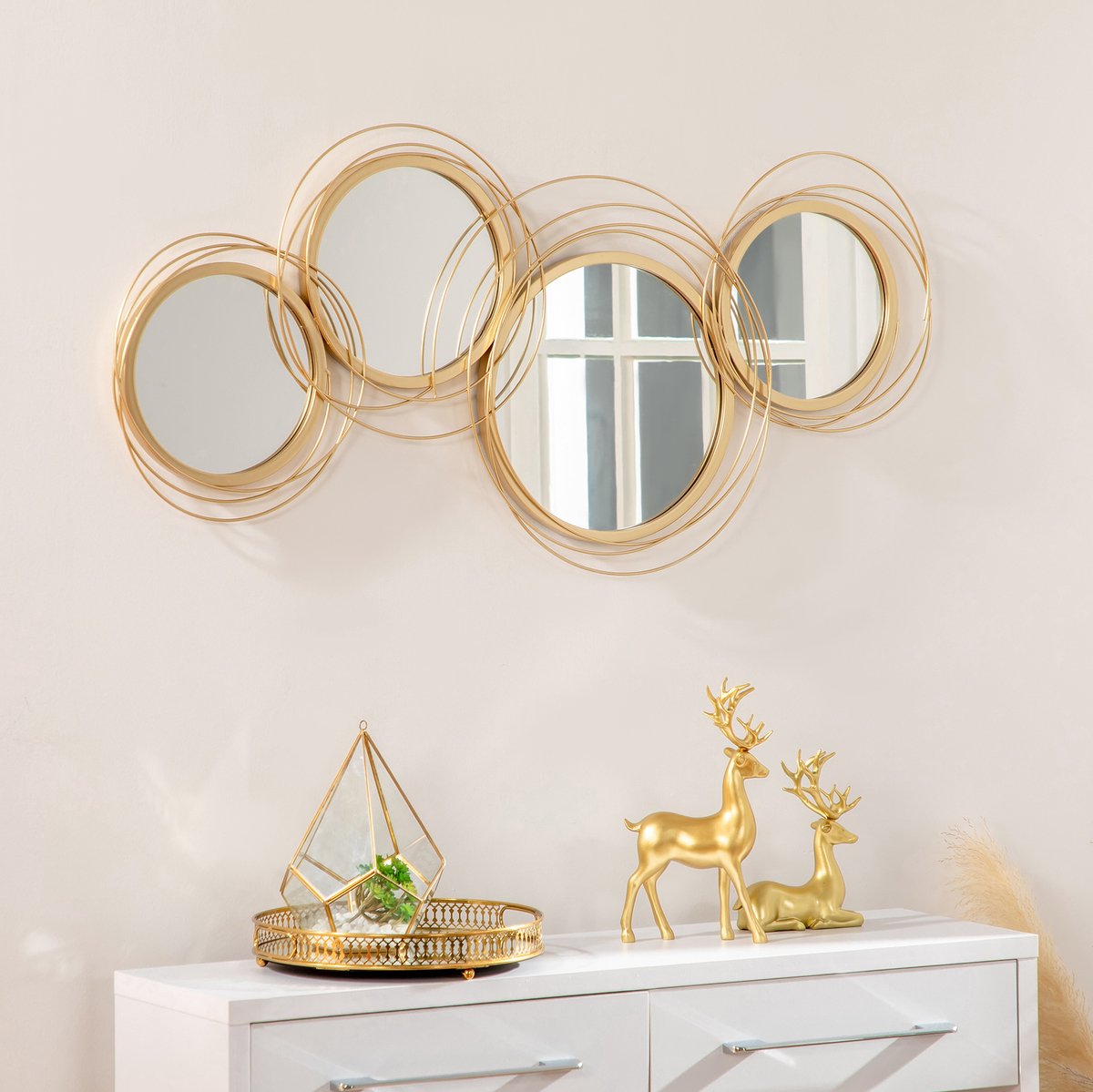 Spiegel Set Wanddecoratie Met 4 Ronde Wandspiegels 107 X 56 Cm Metaal Goud Elegante Moderne Muurdecoratie Voor Woonkamer Slaapkamer En Kantoor
