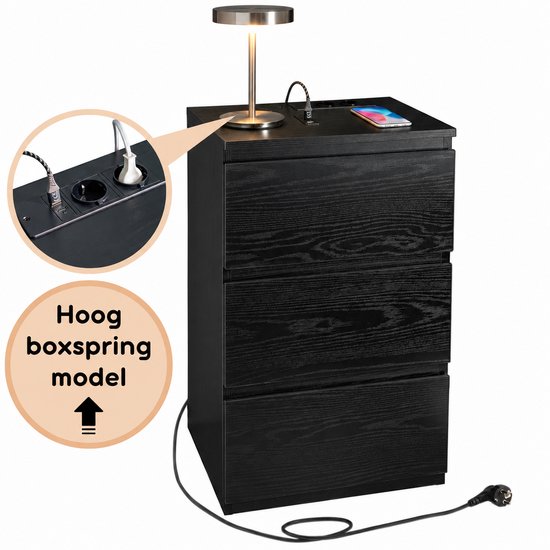 Casamoda Extra Hoog Nachtkastje voor Boxspring - H70 x B40 x D35 cm - 3 Lades - Stopcontact met 1x USB-C en 1x USB-A - Draagkracht 45 kg - Moderne Bijzettafel - Zwart
