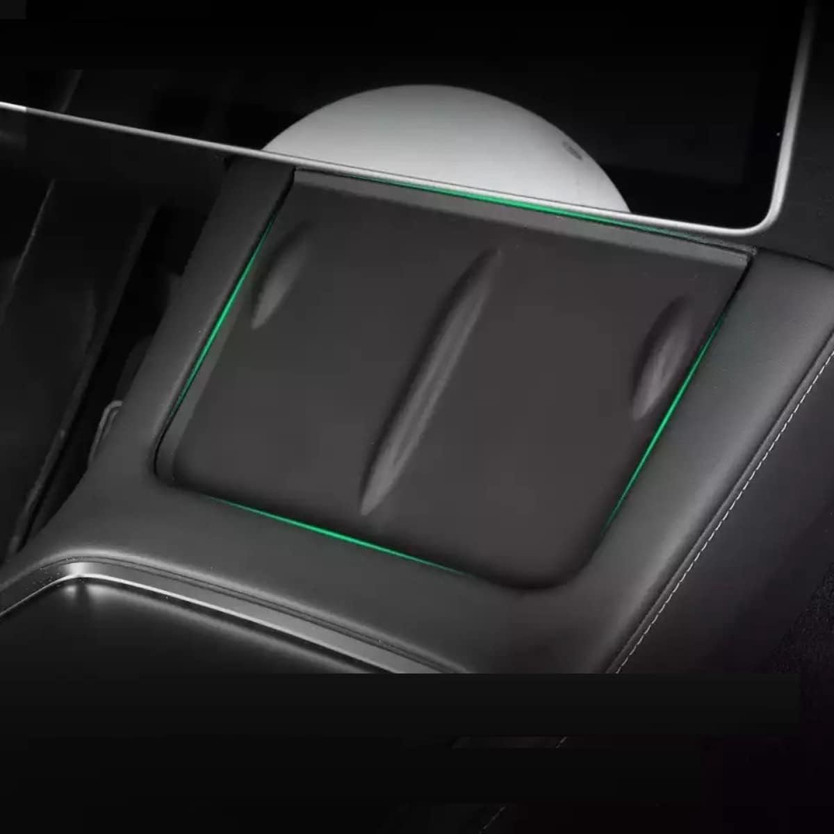 Draadloze oplader voor Tesla Model 3 en Y - Antislip mat - Luxe bescherming - Gemakkelijk te installeren - ShopVlot