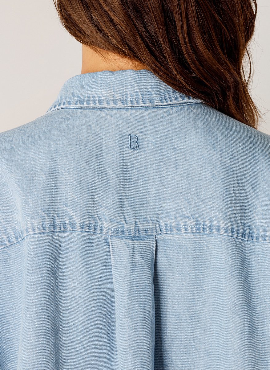 BASE LEVEL Bea denim Blouses - Light Blue - maat 48