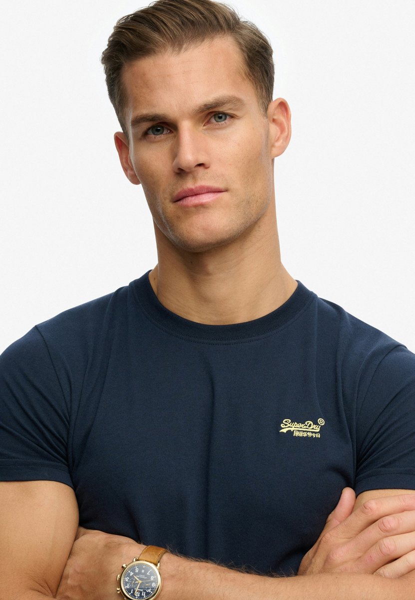 Superdry T-shirt Organic Cotton Essential Logo T M1011245a J7m Nautical Mannen Blauw