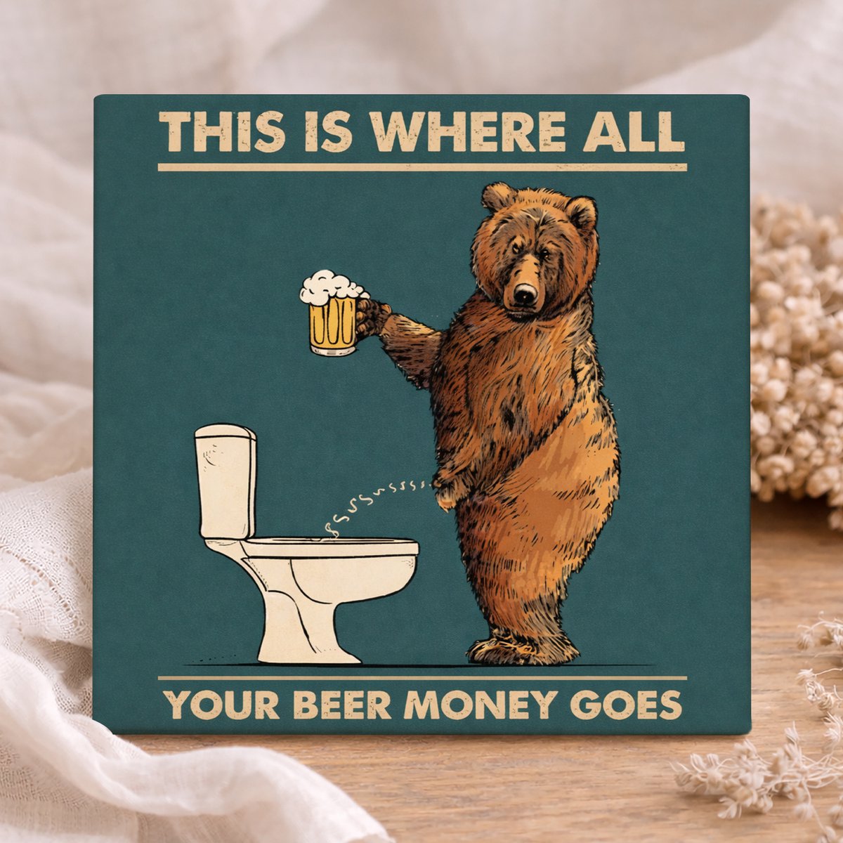 Printazzy - Tegeltjes met Tekst - This Is Where All Your Beer Money Goes - Grappig WC Tegeltje - Bier Cadeau - Toilet Decoratie - Man Cave Decoratie - Keramisch Tegeltje - Wanddecoratie