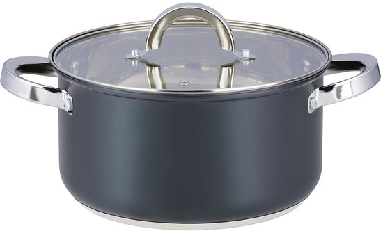 Casserole grise avec couvercle en verre et poignées argentées.