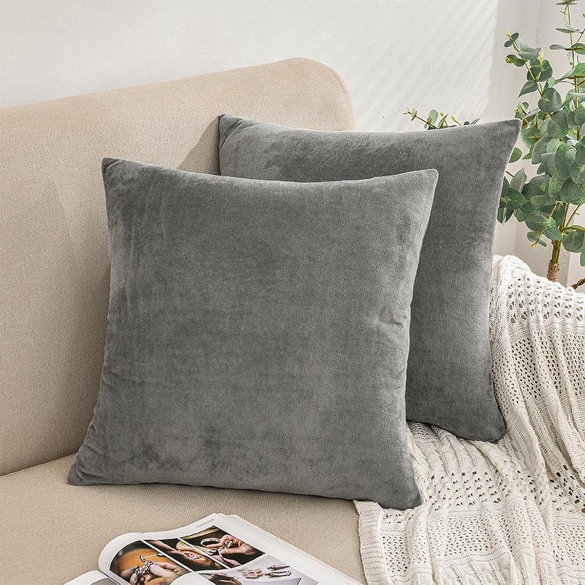 Decoratieve Velvet Kussenhoezen 40 x 40 cm, Set van 2, Perfect voor Kerstmis en Woondecoratie, Inclusief Verborgen Rits