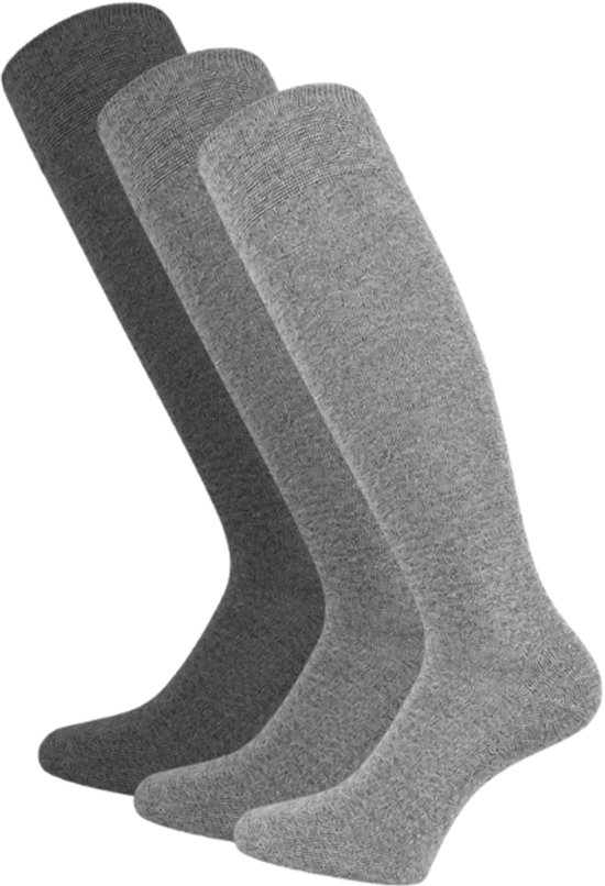 Drie paar kniekousen in de kleuren donkergrijs, grijs en lichtgrijs.