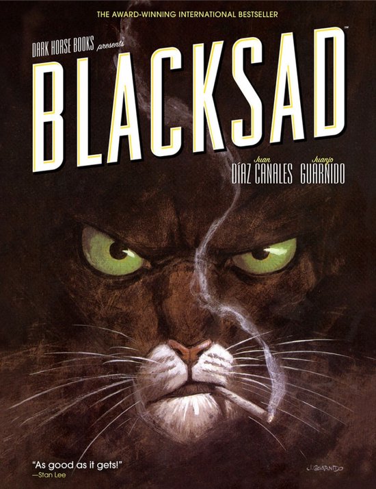 Boekomslag van Blacksad met een grote, boze zwarte kat die rook uitblaast uit een sigaret.