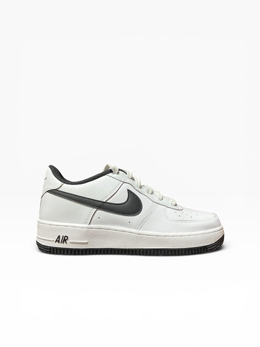 Nike Air Force 1 LV8 3 Sneakers Mannen Wit