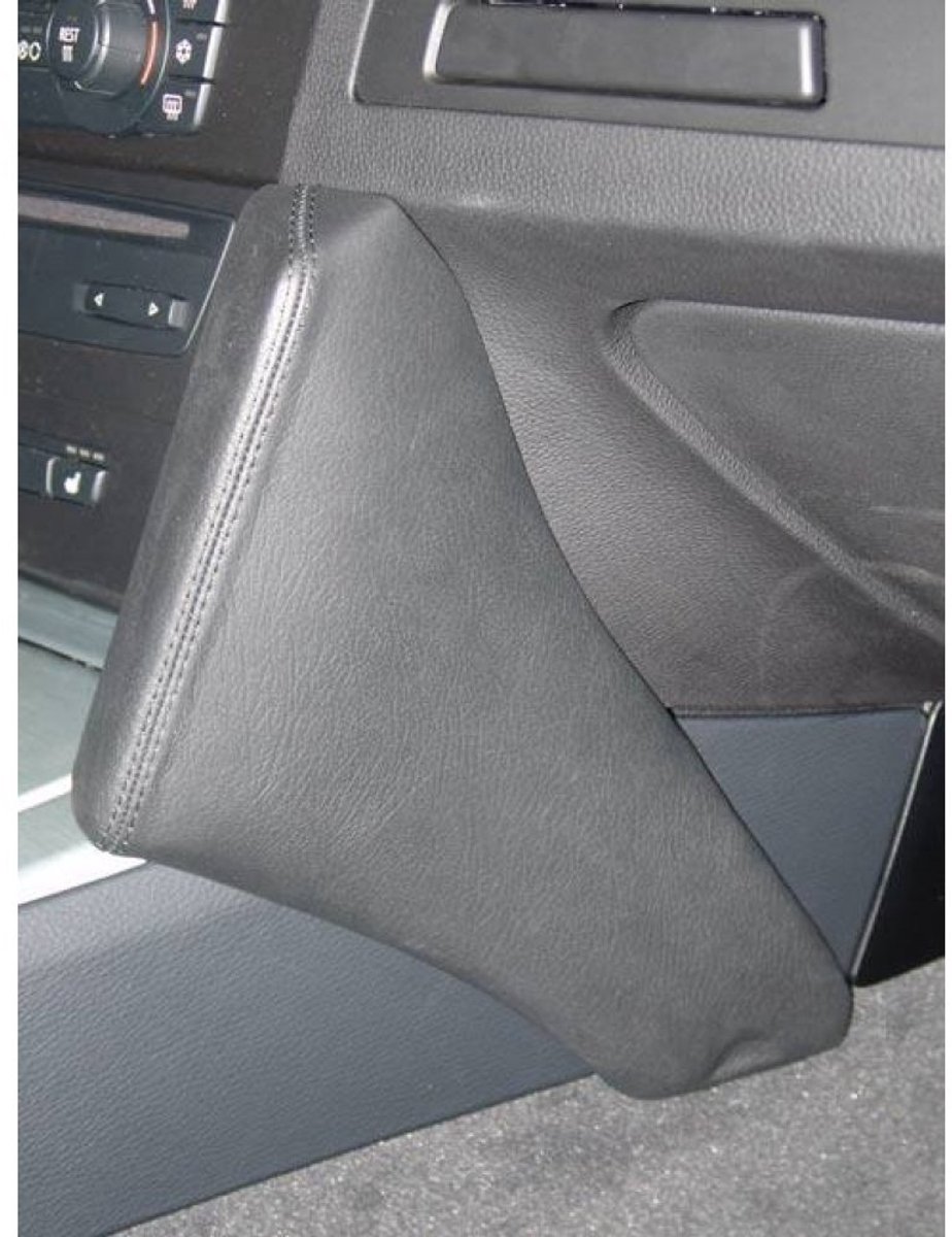 Kuda houder geschikt voor BMW 3-Serie (E90) 06/2004 - 02/2012 Kleur: Zwart
