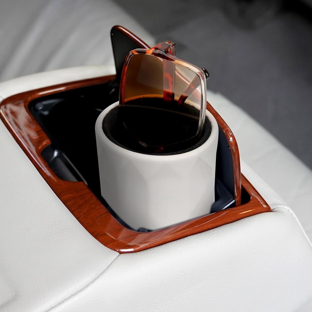 SnelShoppen - Car Cup Holder Zonnebrilhouder, Extra Grote Grijze Zachte Siliconen Bril Organizer met Pluche Voering, Zonnebrillen Gemakkelijk Toeganke