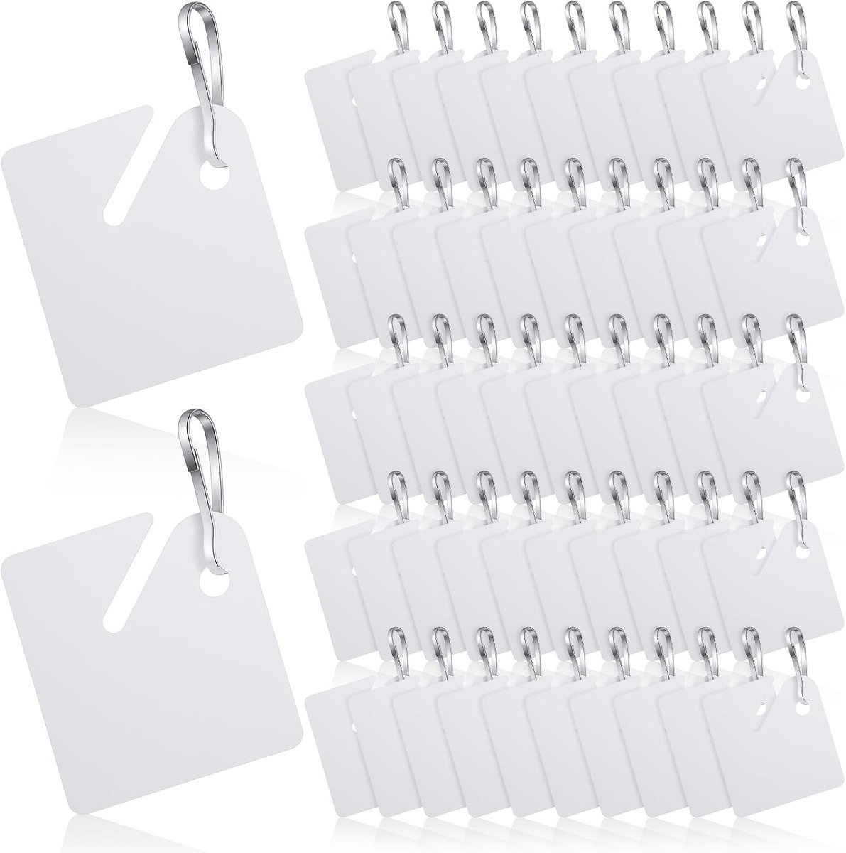 SnelShoppen - 50 Stuks Sleutelhangers, Witte Plastic Hangers met Metalen Karabijnhaak, 1.5 Inch Grote Slot Hanger, Matte Vierkante Hangers voor Organi