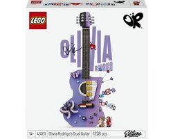 Product afbeelding van LEGO Editions Olivia Rodrigo's Dubbele Gitaar Bouwpakket voor Kinderen en Tienerkamer Decoratie - 43031