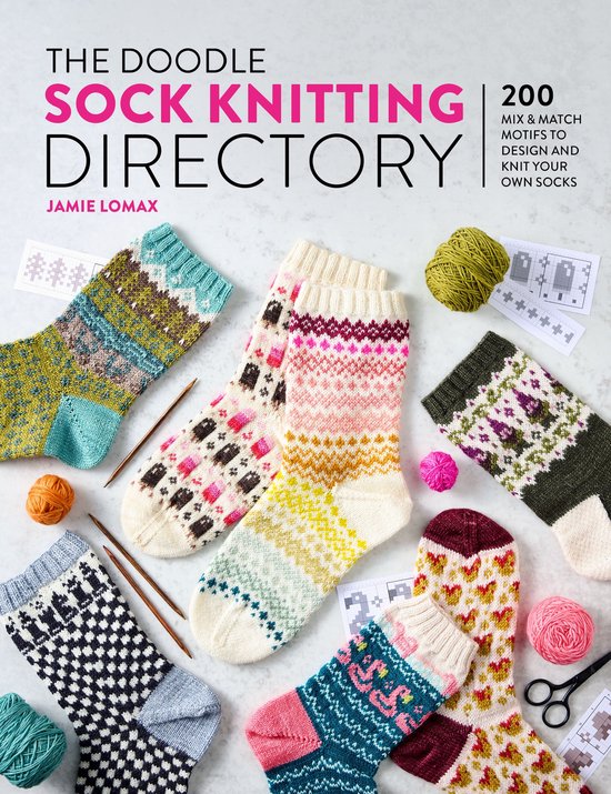 Boek 'The Doodle Sock Knitting Directory' door Jamie Lomax, met 200 patronen om je eigen sokken te ontwerpen en breien. Meerdere gebreide sokken met kleurrijke patronen.