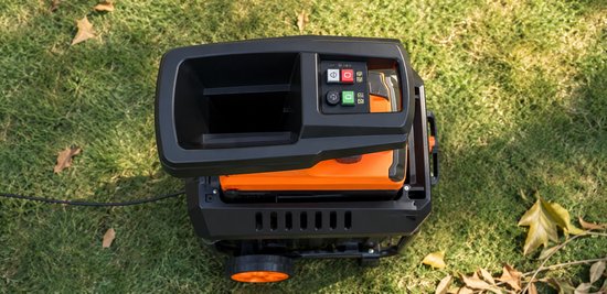 Jurrys Hakselaar - Versnipperaar - Inclusief opvangbak 60L - Bescherming tegen overbelasting - Stil in geluid - 2800W - Zwart/Oranje van Jurrys — afbeelding 2