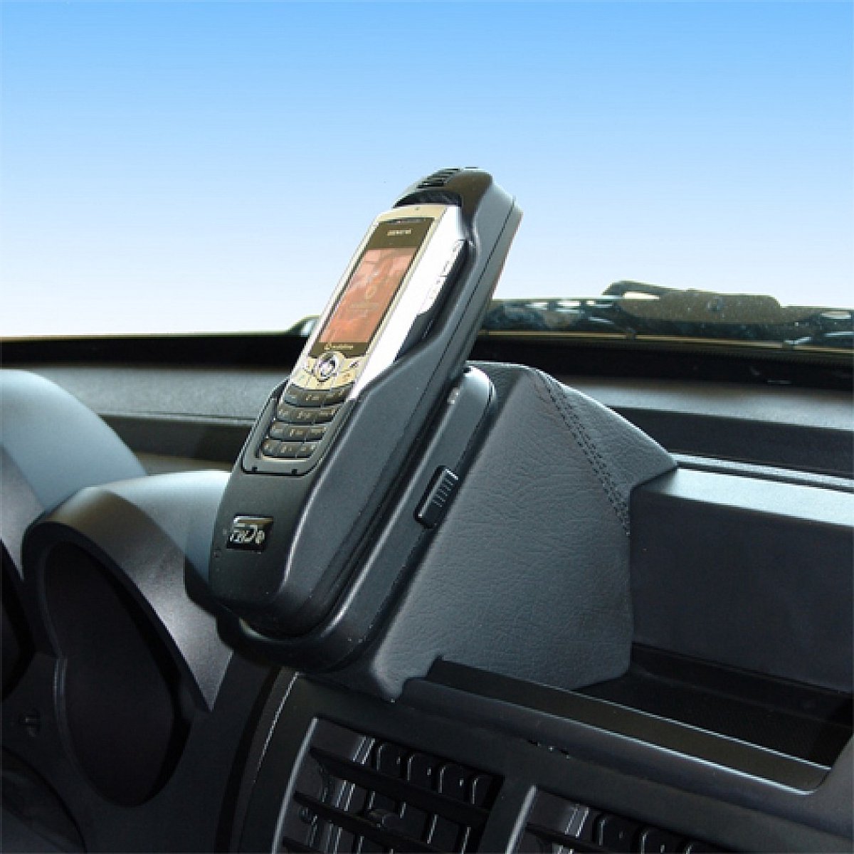 Kuda Console Dodge Nitro 2007-