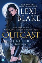 Hunter: A Thieves Series 4 - Outcast, Hunter: A Thieves Series, Book 4