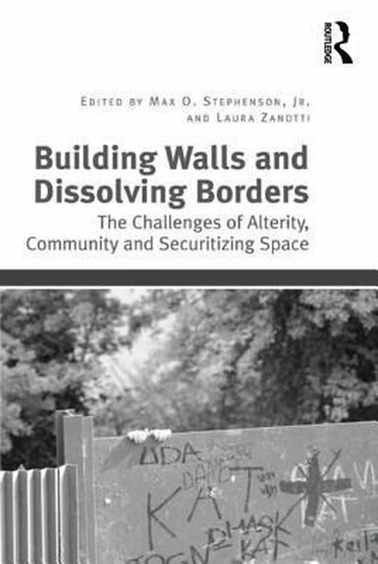 Building Walls and Dissolving Borders - cover
