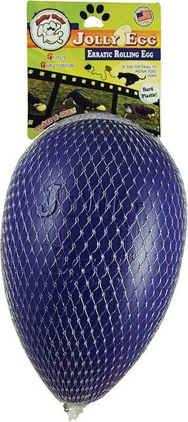 Paars Jolly Egg honden speelgoed in netzak, met verpakking boven.