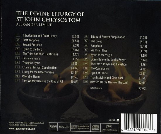Achterkant van CD met de titel 'THE DIVINE LITURGY OF ST JOHN CHRYSOSTOM' en tracklist. Twee potten met vlammen op de voorgrond.